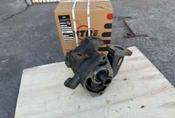 3741605  CATD8R PUMP